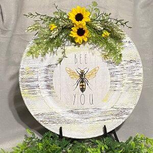 Springtime Decorative Charger Plate (Plastic)